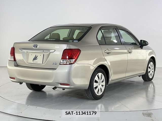 Toyota COROLLA AXIO 2014-07 8828275-5