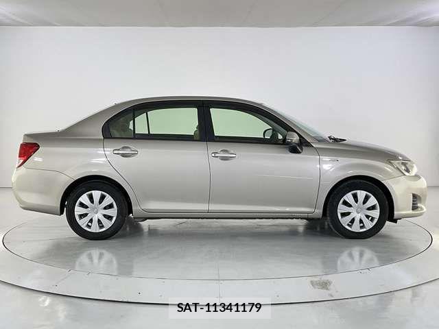 Toyota COROLLA AXIO 2014-07 8828275-6