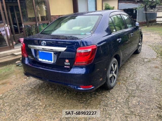 Toyota COROLLA AXIO 2016-11 8848505-7