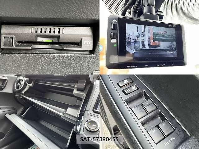 Toyota COROLLA AXIO 2017-08 8848501-5