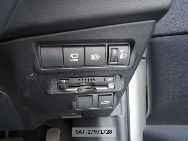 Toyota COROLLA CROSS 2023-06 1059895-13