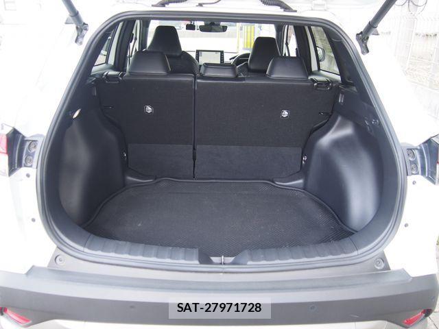 Toyota COROLLA CROSS 2023-06 1059895-7