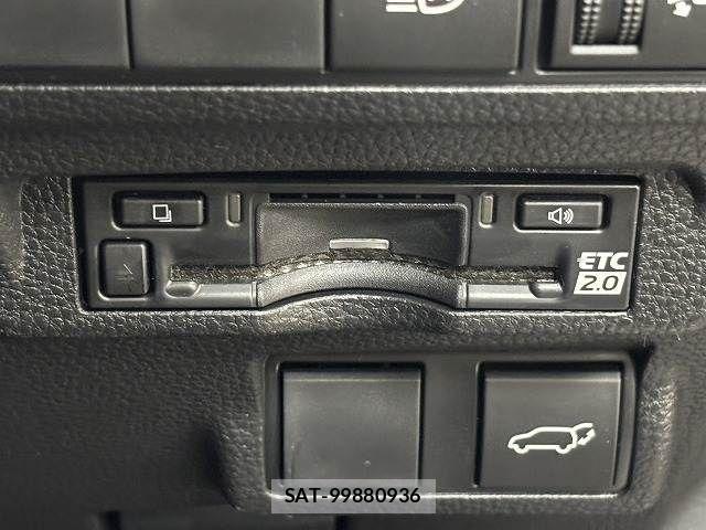 Toyota COROLLA CROSS 2023-12 4752038-11