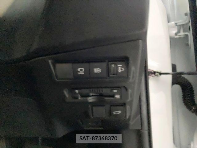 Toyota COROLLA CROSS 2022-12 5862701-16