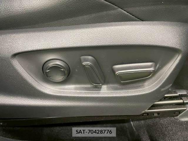 Toyota COROLLA CROSS 2023-11 6814225-15