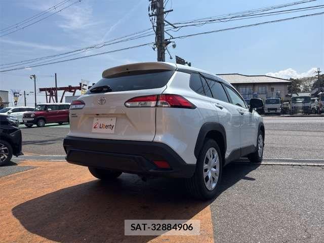 Toyota COROLLA CROSS 2023-11 6903405-7