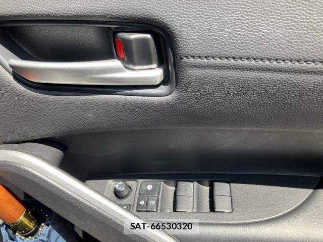 Toyota COROLLA CROSS 2023-03 7216258-11