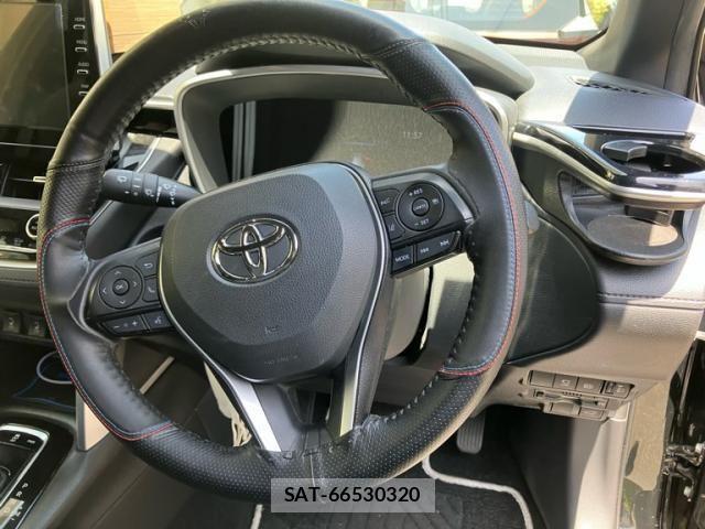 Toyota COROLLA CROSS 2023-03 7216258-13