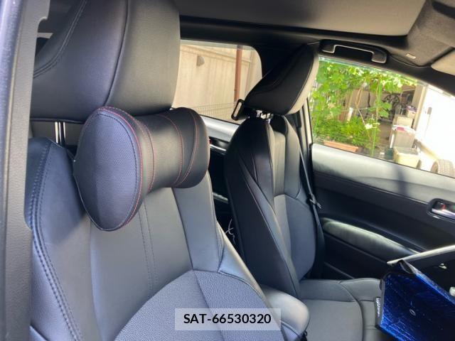 Toyota COROLLA CROSS 2023-03 7216258-14