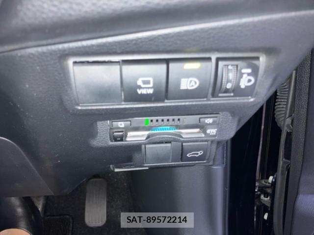 Toyota COROLLA CROSS 2022-04 7216255-14