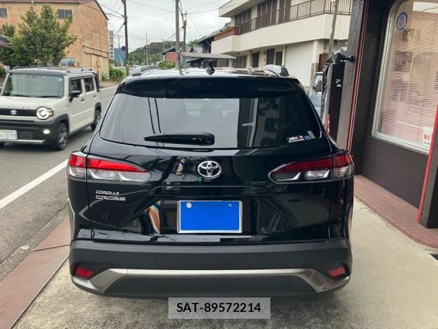 Toyota COROLLA CROSS 2022-04 7216255-2