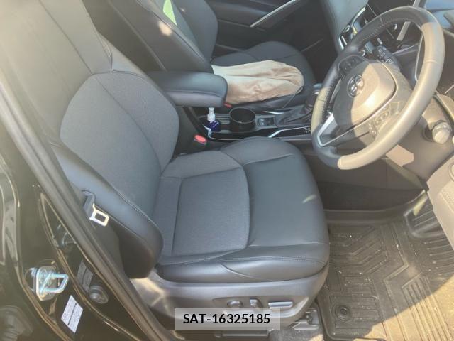 Toyota COROLLA CROSS 2023-02 7216254-12