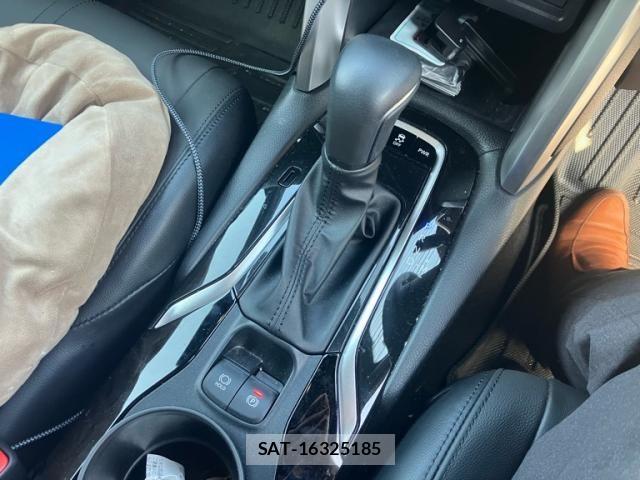Toyota COROLLA CROSS 2023-02 7216254-21
