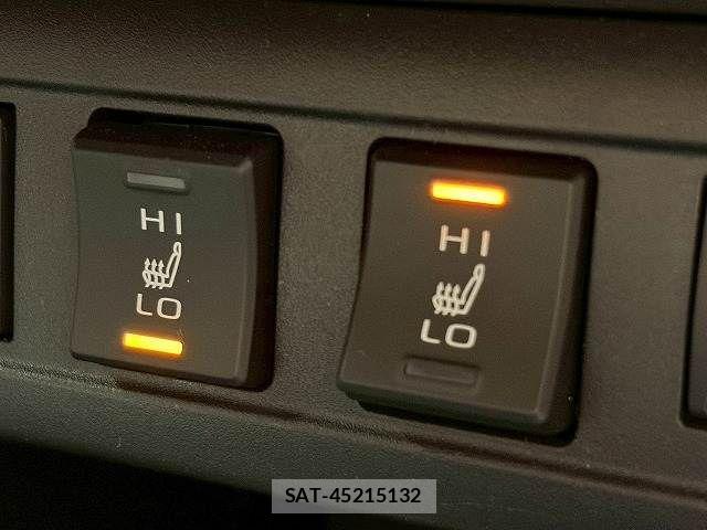 Toyota COROLLA CROSS 2024-06 7216260-4