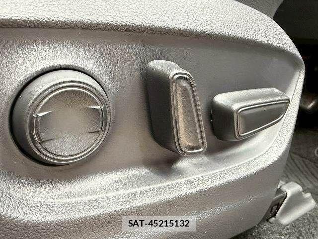 Toyota COROLLA CROSS 2024-06 7216260-6