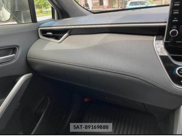 Toyota COROLLA CROSS 2022-02 7250196-17