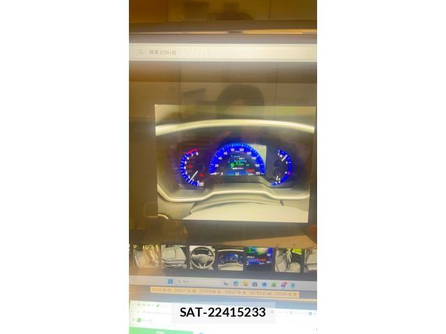 Toyota COROLLA CROSS 2023-09 7326272-13