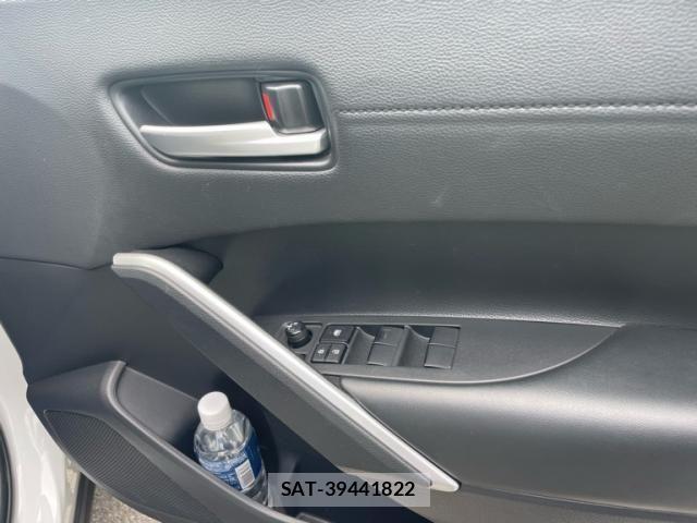 Toyota COROLLA CROSS 2022-01 7453534-7