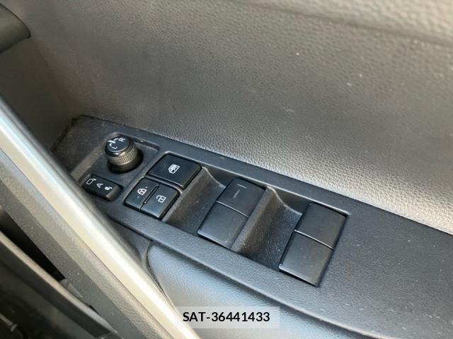Toyota COROLLA CROSS 2022-08 7453532-21