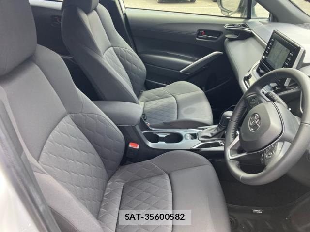 Toyota COROLLA CROSS 2023-09 7615590-15