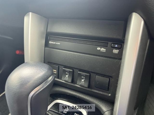 Toyota COROLLA CROSS 2022-02 7615587-19