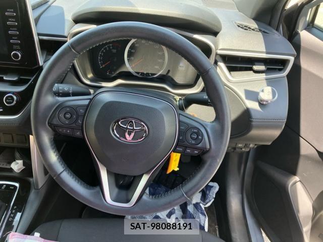 Toyota COROLLA CROSS 2022-04 7615589-12