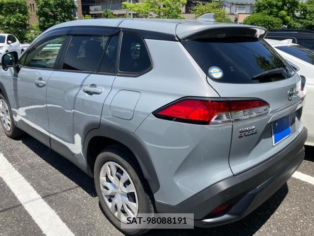 Toyota COROLLA CROSS 2022-04 7615589-5