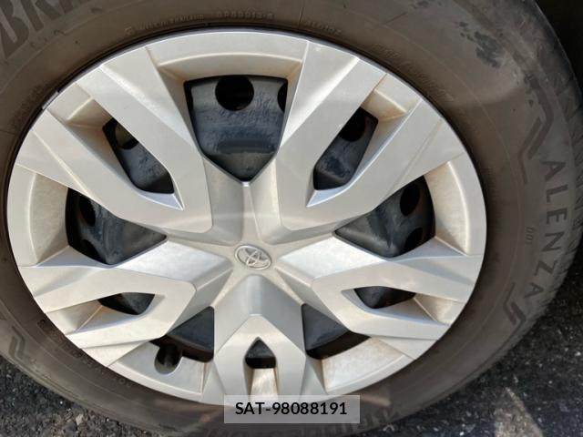 Toyota COROLLA CROSS 2022-04 7615589-8