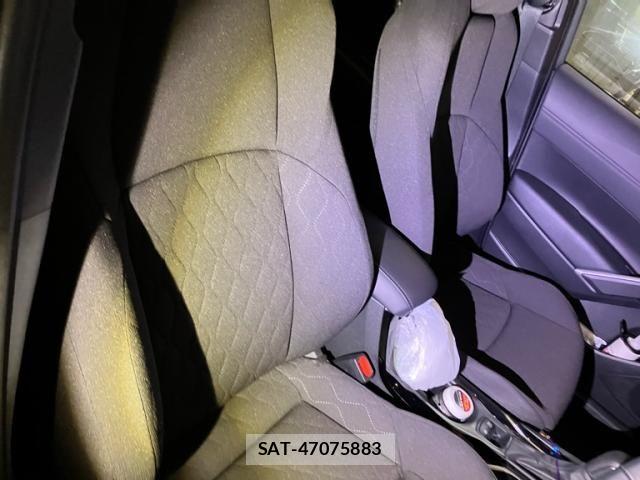 Toyota COROLLA CROSS 2023-08 7960988-11