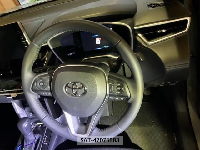 Toyota COROLLA CROSS 2023-08 7960988-13