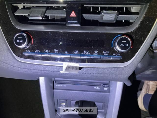 Toyota COROLLA CROSS 2023-08 7960988-17