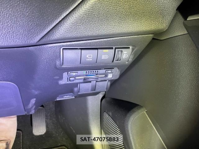 Toyota COROLLA CROSS 2023-08 7960988-21