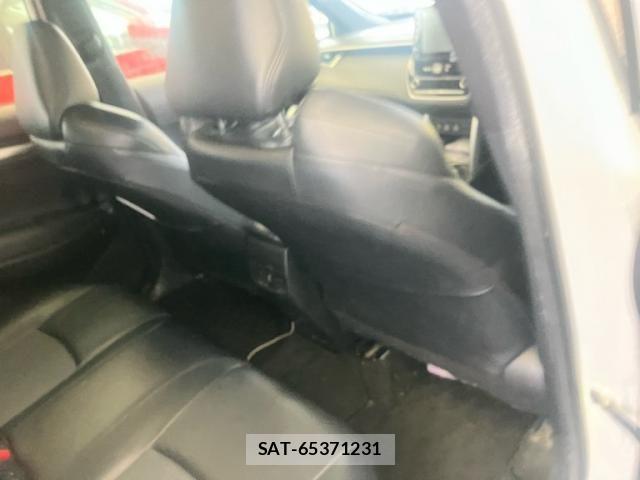 Toyota COROLLA CROSS 2021-10 7978815-15