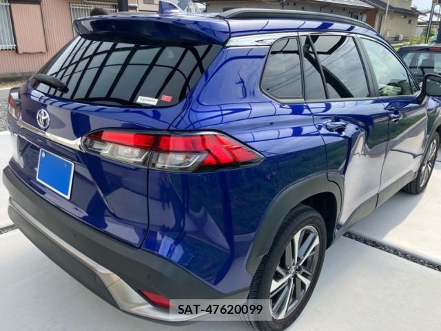 Toyota COROLLA CROSS 2021-12 8034905-3