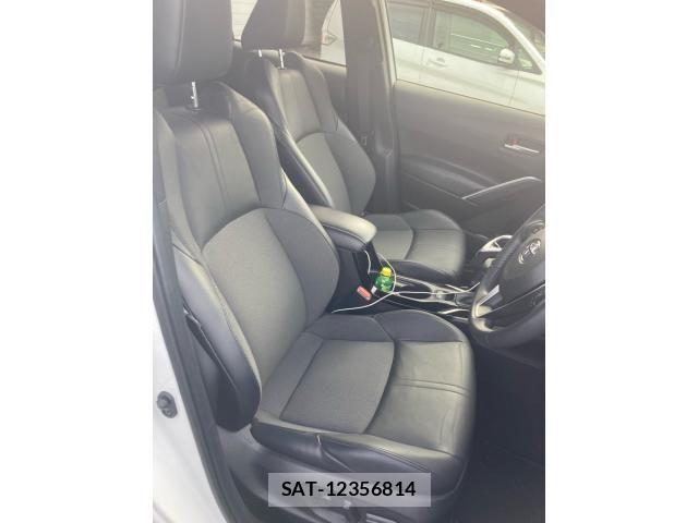 Toyota COROLLA CROSS 2023-06 8034903-17