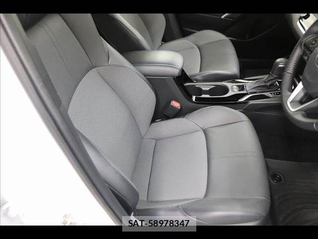 Toyota COROLLA CROSS 2025-03 8073282-10