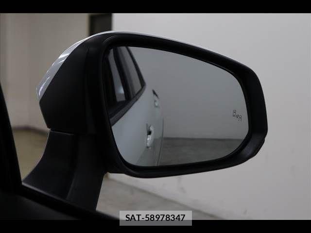 Toyota COROLLA CROSS 2025-03 8073282-3