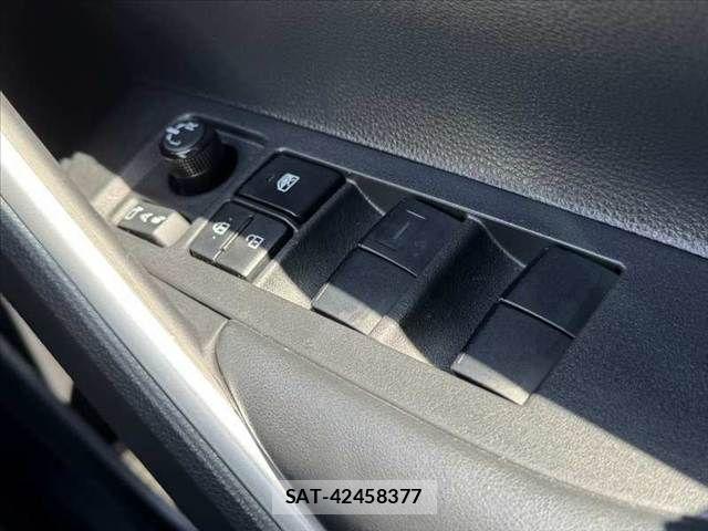 Toyota COROLLA CROSS 2022-01 8206906-26
