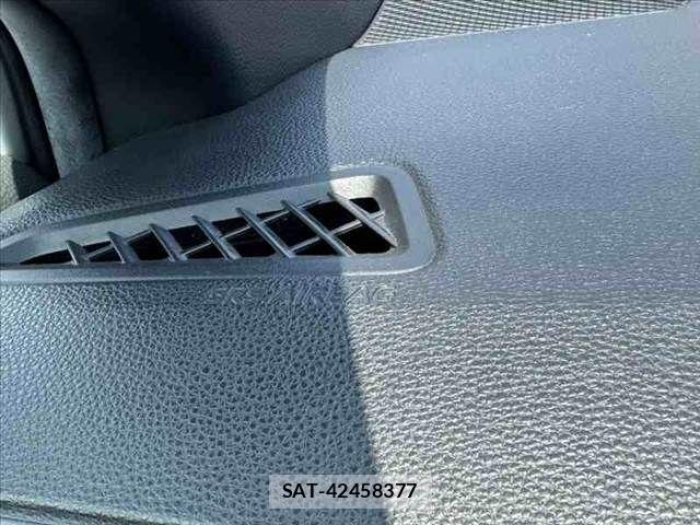 Toyota COROLLA CROSS 2022-01 8206906-28