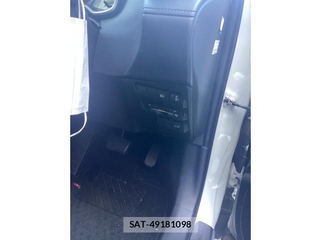 Toyota COROLLA CROSS 2022-02 8335260-14