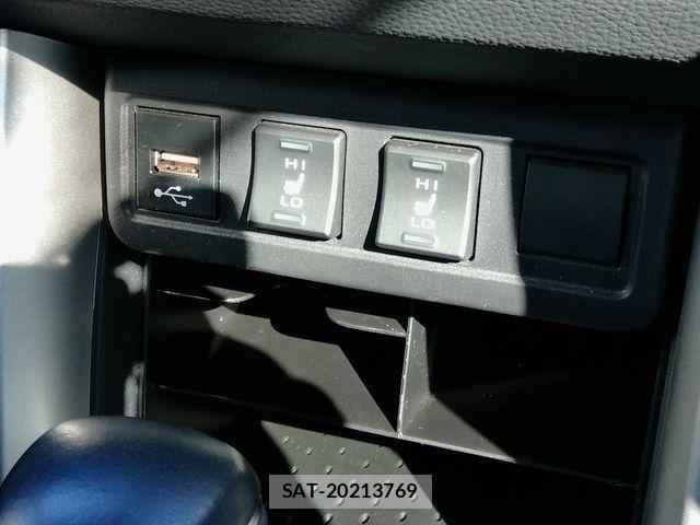 Toyota COROLLA CROSS 2023-06 8365193-28