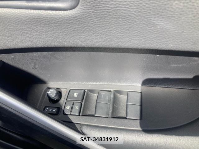 Toyota COROLLA CROSS 2023-05 8365189-12