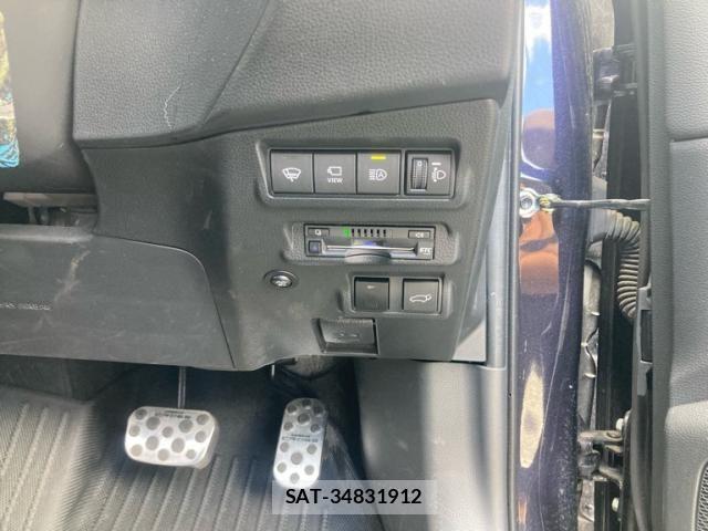 Toyota COROLLA CROSS 2023-05 8365189-13