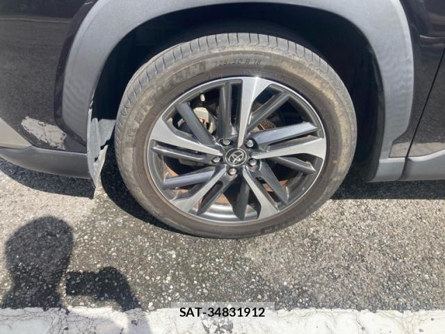 Toyota COROLLA CROSS 2023-05 8365189-6