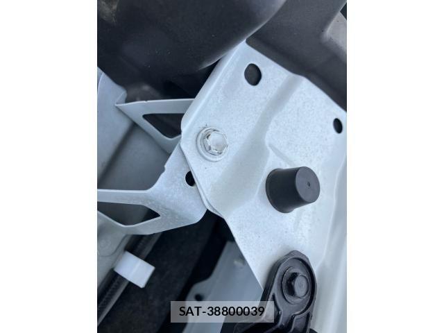 Toyota COROLLA CROSS 2022-07 8561476-15