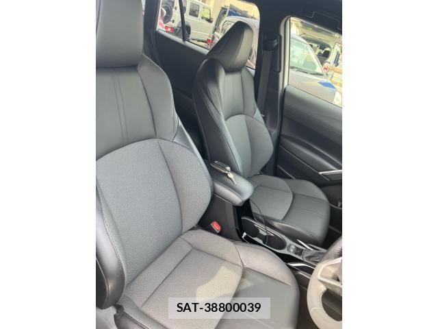 Toyota COROLLA CROSS 2022-07 8561476-19