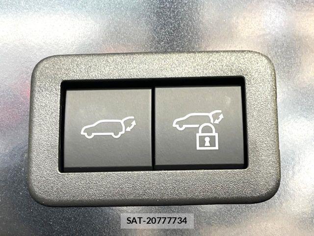 Toyota COROLLA CROSS 2025-03 8561479-6