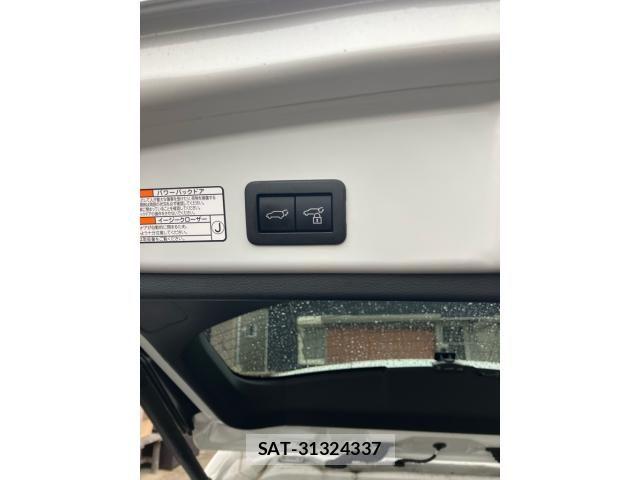 Toyota COROLLA CROSS 2023-09 8626196-15