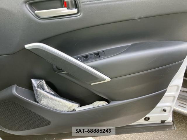 Toyota COROLLA CROSS 2023-08 8658459-7