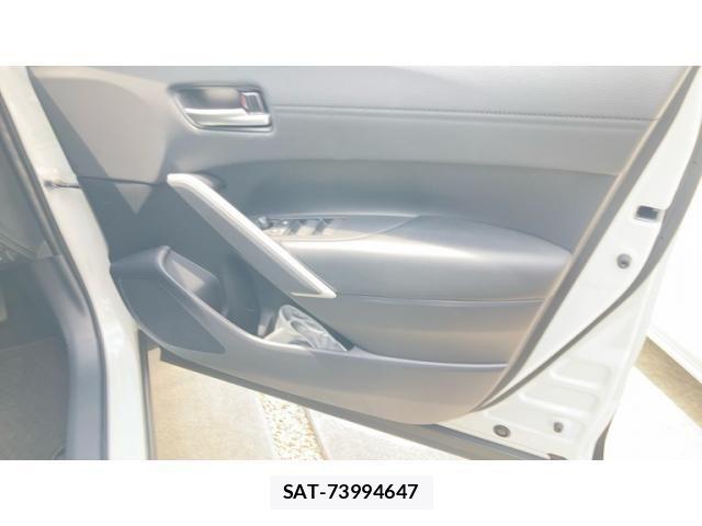 Toyota COROLLA CROSS 2023-04 8658456-8